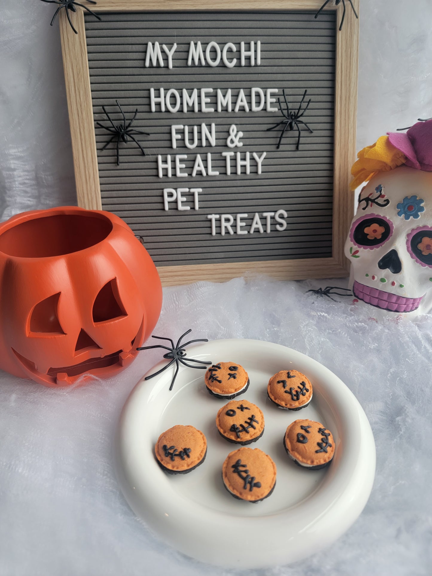 Spooky Duck Macarons (Dog/Cat treats), Halloween Special| Meat Based | Crunchy |7ct| Assorted Designs