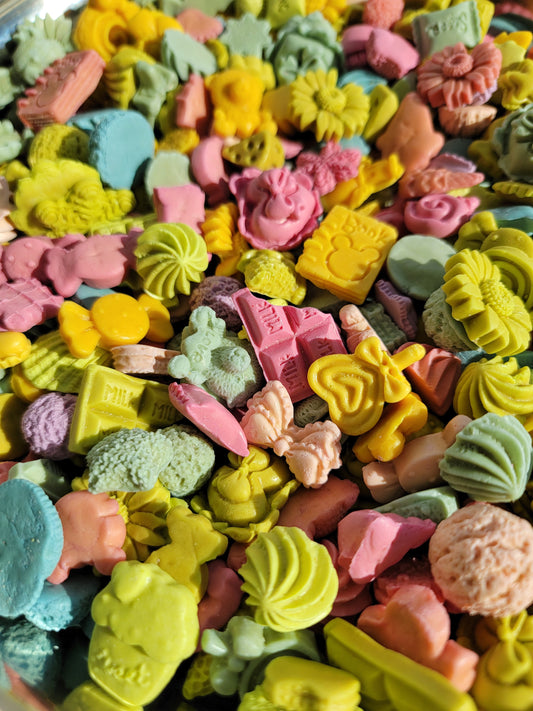 Pet Candy Pop Mix | Goat Milk Based | Crunchy | 2.5oz/70g