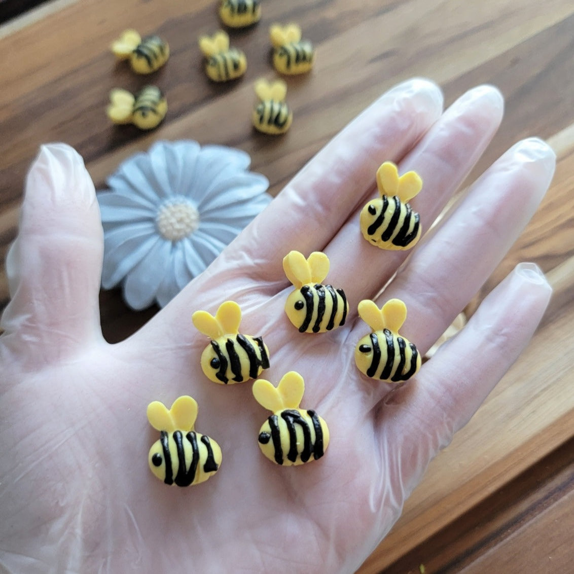 Mini Bees| Enrichment & Toppers | Goat Milk Based |Crunchy | 25ct