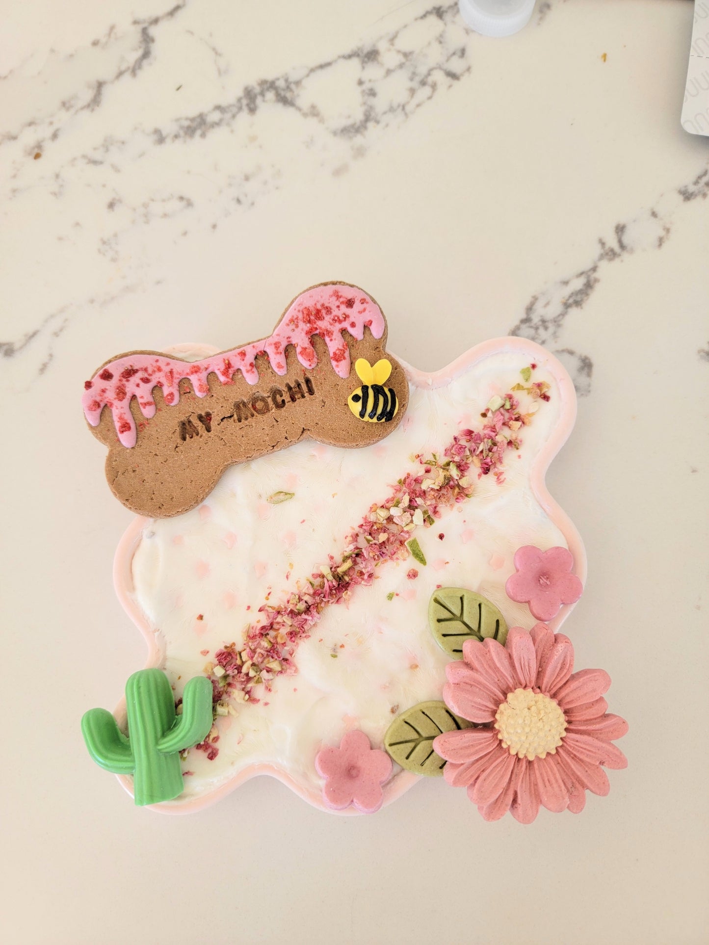 Vibrant Daisy| Meat Based |Crunchy |5ct | Assorted Designs