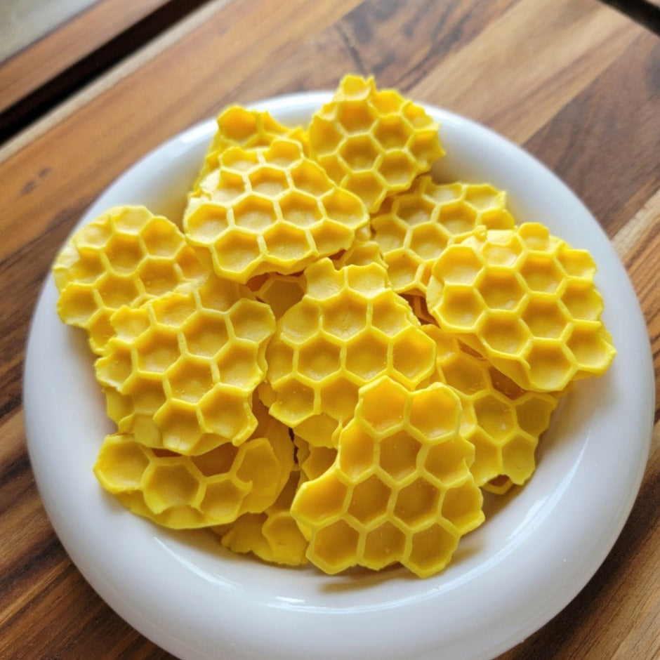 Honeycombs | Enrichment & Toppers | Goat Milk Based | Crunchy | 1.8oz/50g (~10-14ct)