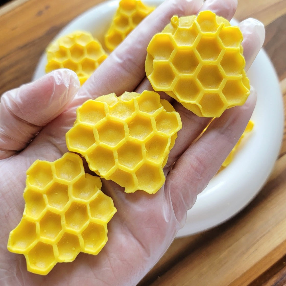 Honeycombs | Enrichment & Toppers | Goat Milk Based | Crunchy | 1.8oz/50g (~10-14ct)