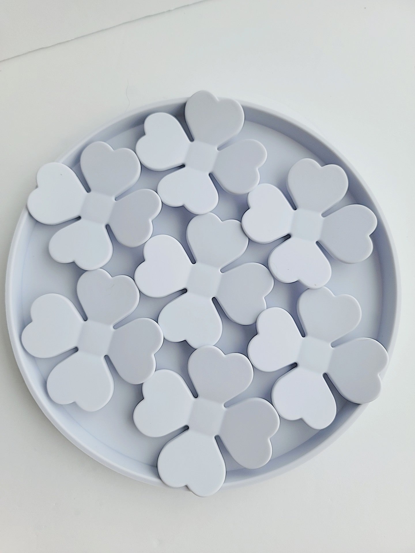 Silicone Flower Slow Feeder with suction| Dog & Cat Feeders | 1ct