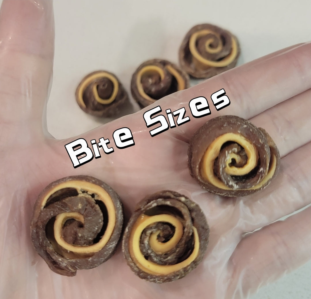 Cinnabark Roll Dog Treat | Meat Based | Chomper | 1.8oz/50g (14-16ct)