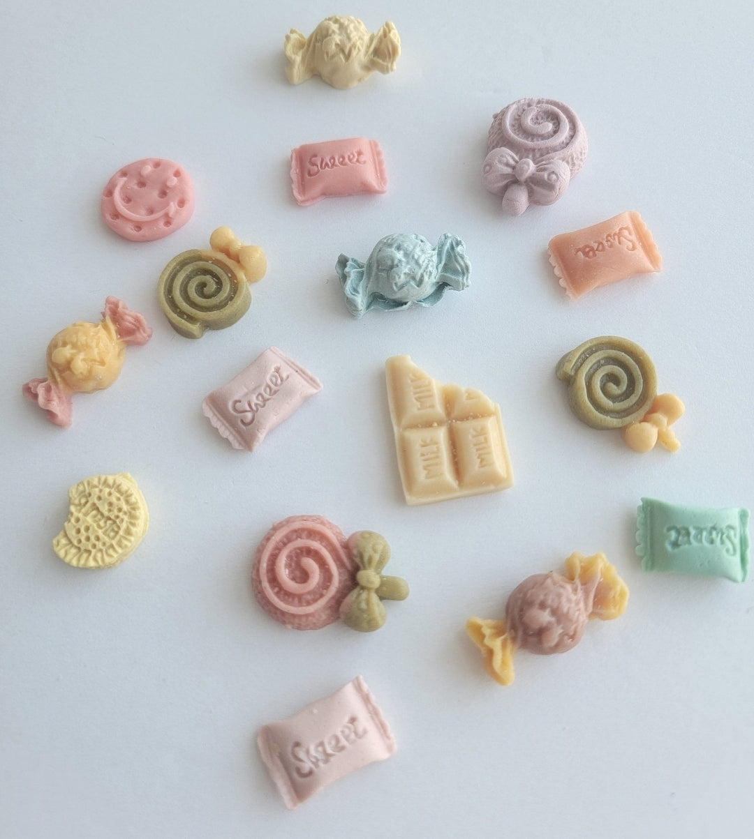 Pet Candy Pop Mix | Goat Milk Based | Crunchy | 2.5oz/70g