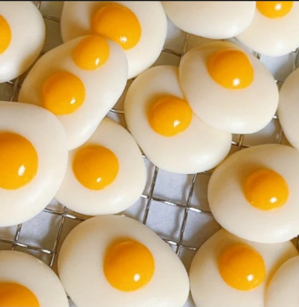 Mini Sunny-Side-Up Eggs| Goat Milk Based |Crunchy |1.8oz/50g