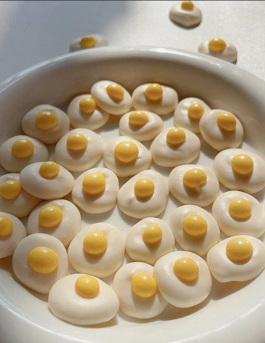 Mini Sunny-Side-Up Eggs| Goat Milk Based |Crunchy |1.8oz/50g