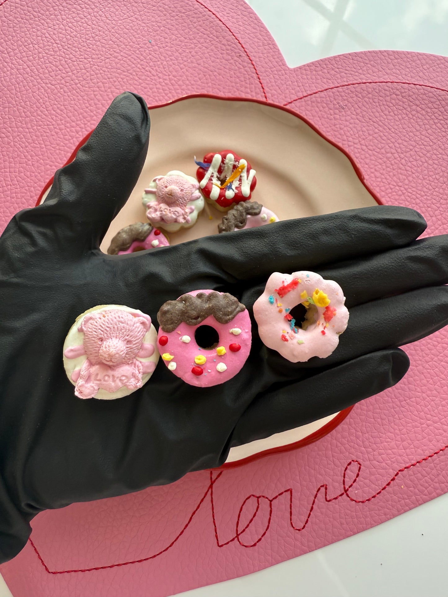 Valentine's Artisan Mini Donuts, Dog/Adult Cat Treats, No sugary icing or frosting, Assorted 7ct/bag