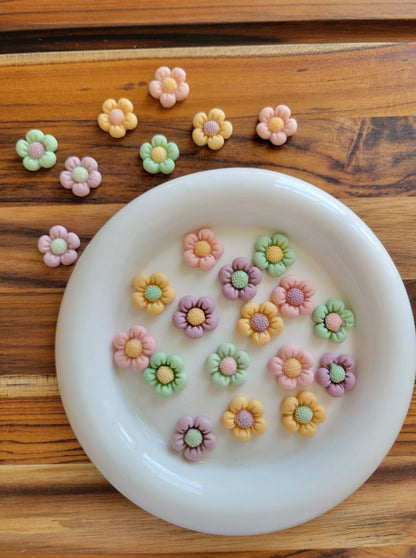Mini Flower Candy| Enrichment & Topper | Goat Milk Based |Crunchy | 32ct  | Assorted Designs