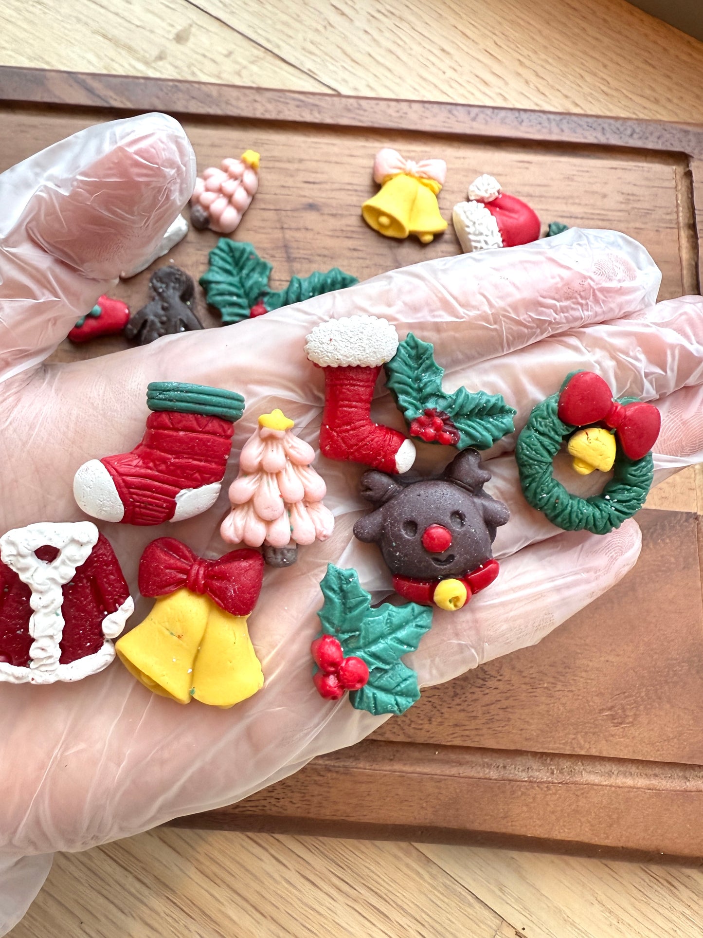 Mini Merry Mixie Bites, Dog & Cat Treats, 1.9oz/55g, Assorted Design (20~30ct)