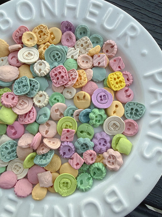 Mini Button Cookies, Crunchy Goat Milk, 1.8oz/50g, Assorted Designs