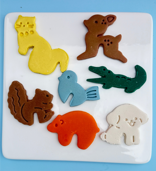 Pet Cookie Feeder Hanger | For Slow Feeder & Lick Mat |  Goat Milk Based | Crunchie | Assorted 7ct