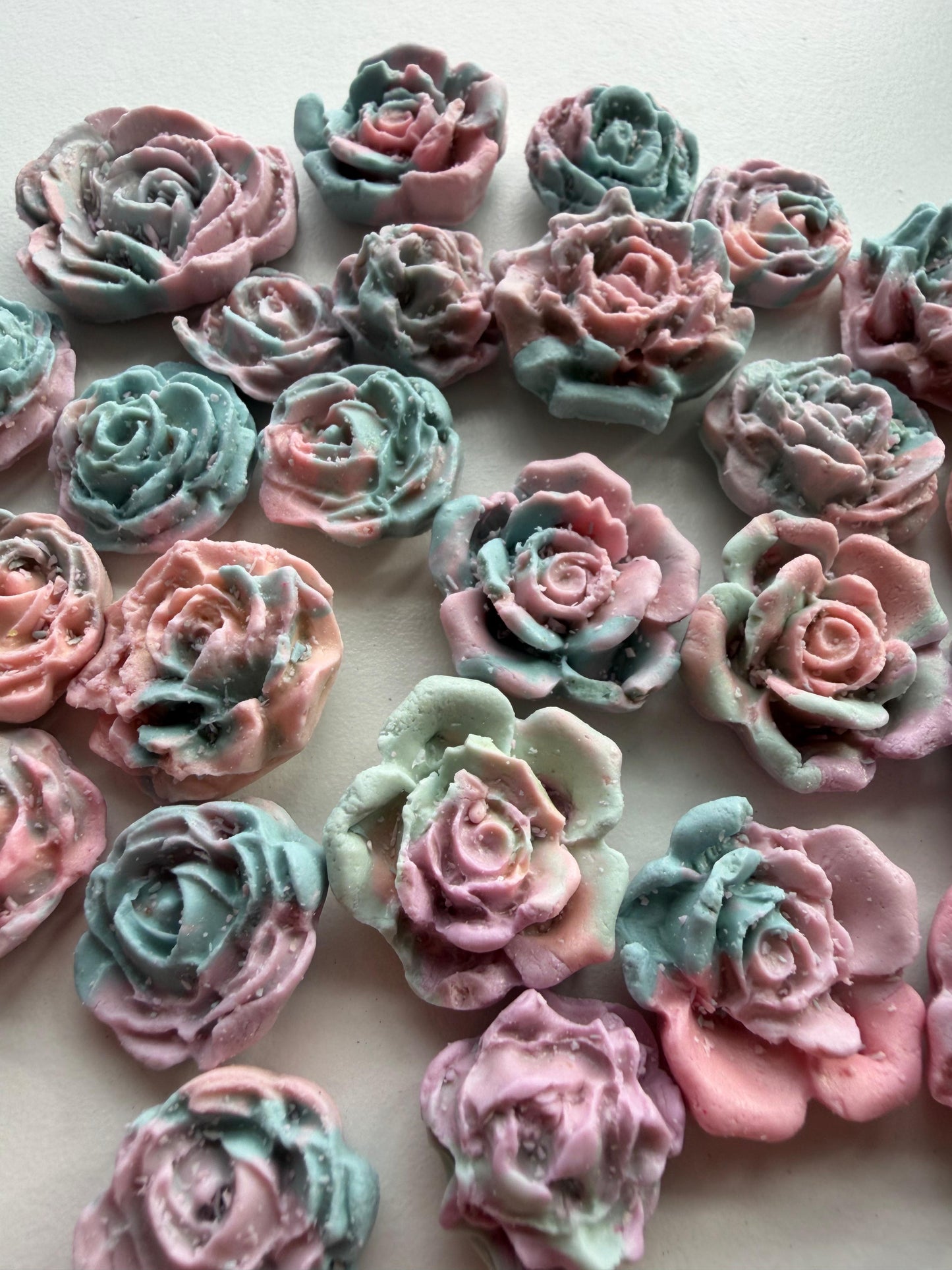 Mini Unicorn Roses Mix | Food Toppers & Goat Milk Based | Crunchy | 1.76oz/50g Assorted Designs