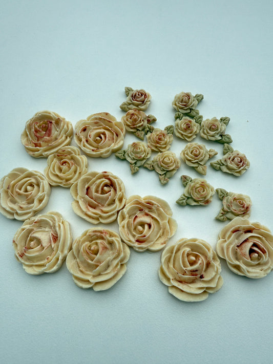 Bloody Roses | Goat Milk Based | Crunchy | 1.06oz/30g | Assorted Designs