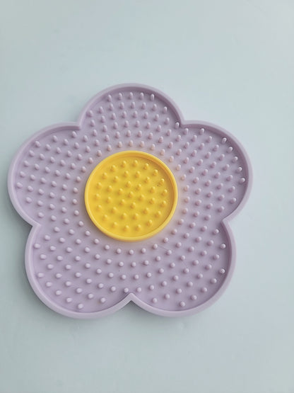 Small Flower Slow Feeder| Dog & Cat Play | 1ct