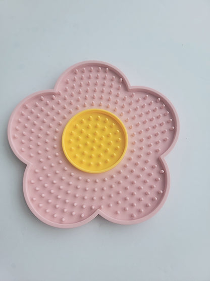 Small Flower Slow Feeder| Dog & Cat Play | 1ct