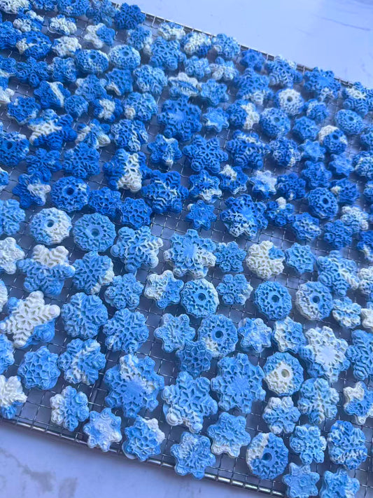 Snowflakes Candy Mix | Goat Milk Based | Crunchy | 1.8oz/50g Assorted Designs